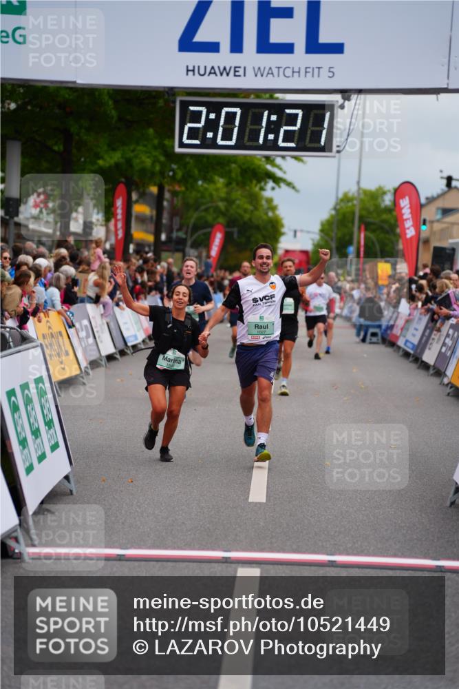 20.09.2026 - PSD Bank Halbmarathon LAZAROV Photography http://msf.ph/oto/10521449 20.09.2026 12:01:20 Ziel 1027, 1451, 1641, 1818, 1928, 2375, 2527, 3789 meine-sportfotos.de