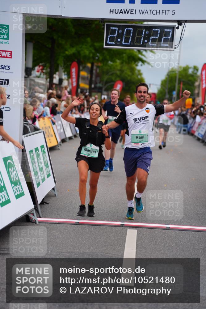 20.09.2026 - PSD Bank Halbmarathon LAZAROV Photography http://msf.ph/oto/10521480 20.09.2026 12:01:21 Ziel 1027, 1451, 1641, 1818, 1928, 2174, 2375, 2494, 2527, 2661, 3789, 4334 meine-sportfotos.de