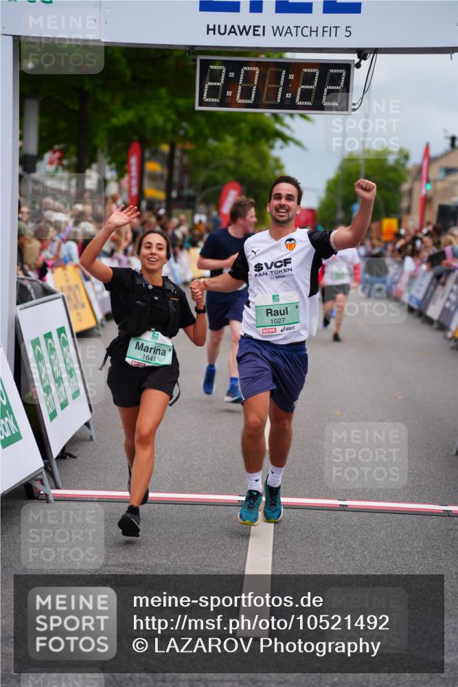 20.09.2026 - PSD Bank Halbmarathon LAZAROV Photography http://msf.ph/oto/10521492 20.09.2026 12:01:22 Ziel 1027, 1641, 1818, 1928, 2142, 2174, 2375, 2494, 2527, 2661, 4334 meine-sportfotos.de