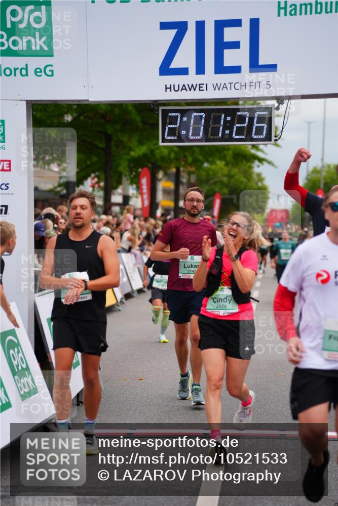 20.09.2026 - PSD Bank Halbmarathon LAZAROV Photography http://msf.ph/oto/10521533 20.09.2026 12:01:25 Ziel 1027, 1641, 1928, 2142, 2174, 2494, 2661, 2748, 3271, 4334 meine-sportfotos.de