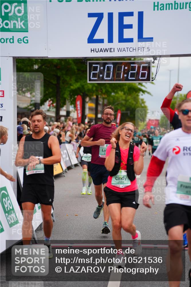 20.09.2026 - PSD Bank Halbmarathon LAZAROV Photography http://msf.ph/oto/10521536 20.09.2026 12:01:25 Ziel 1027, 1641, 1928, 2142, 2174, 2494, 2661, 2748, 3271, 4334 meine-sportfotos.de
