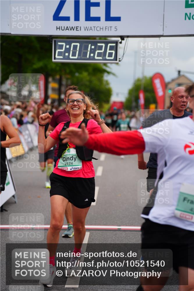 20.09.2026 - PSD Bank Halbmarathon LAZAROV Photography http://msf.ph/oto/10521540 20.09.2026 12:01:26 Ziel 1027, 1641, 1928, 2142, 2174, 2494, 2661, 2748, 3271, 3492, 4334 meine-sportfotos.de