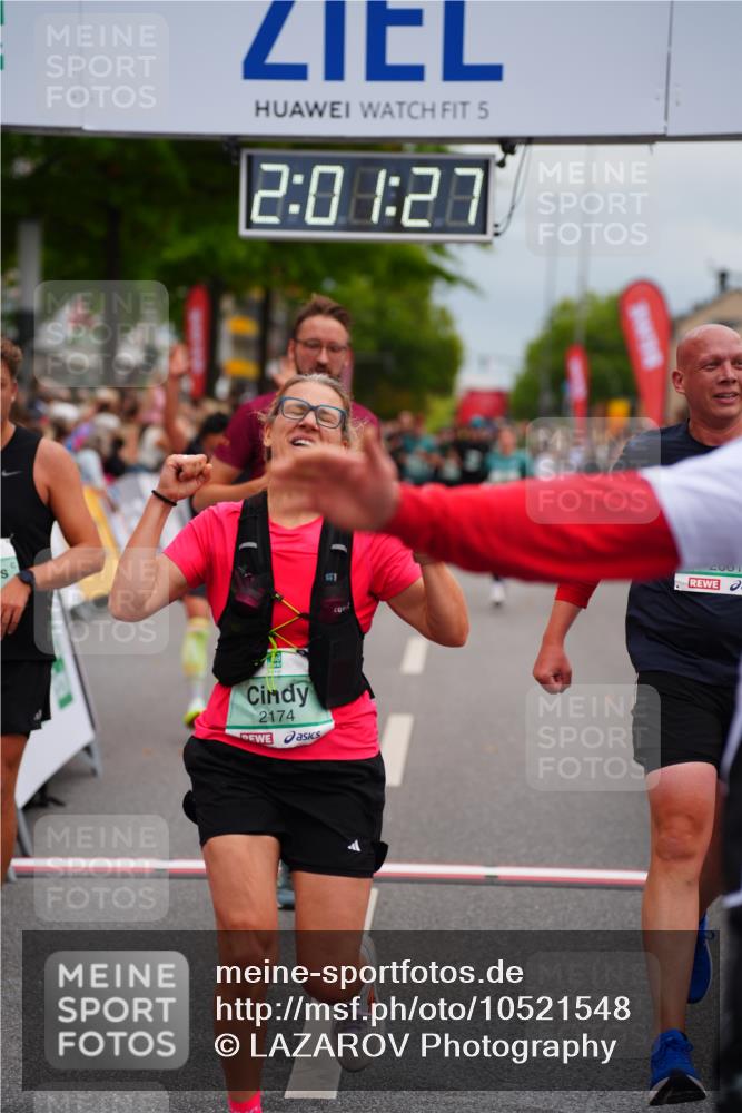 20.09.2026 - PSD Bank Halbmarathon LAZAROV Photography http://msf.ph/oto/10521548 20.09.2026 12:01:26 Ziel 1027, 1641, 1928, 2142, 2174, 2494, 2661, 2748, 3271, 3492, 4334 meine-sportfotos.de