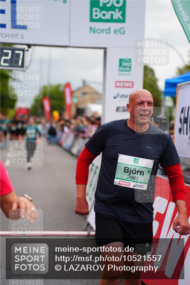 20.09.2026 - PSD Bank Halbmarathon LAZAROV Photography http://msf.ph/oto/10521557 20.09.2026 12:01:27 Ziel 1027, 1641, 1928, 1999, 2142, 2174, 2494, 2661, 2748, 3271, 3492, 4334 meine-sportfotos.de