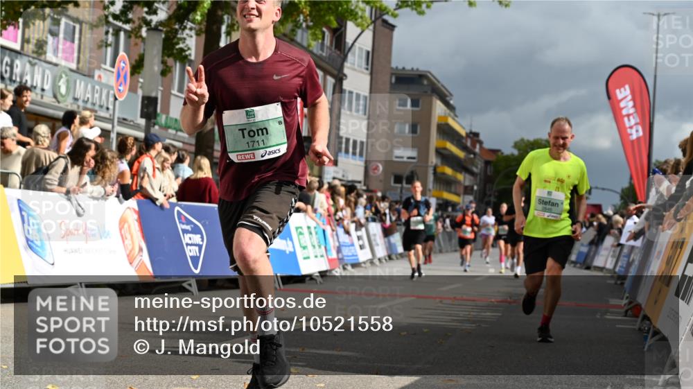 20.09.2026 - PSD Bank Halbmarathon J. Mangold http://msf.ph/oto/10521558 20.09.2026 11:57:41 Ziel 1052, 1301, 1530, 1709, 1711, 2052, 2092, 2253, 2531, 2540, 2846, 3107, 3256, 3374, 3624, 3762, 3935, 3941, 4610 meine-sportfotos.de