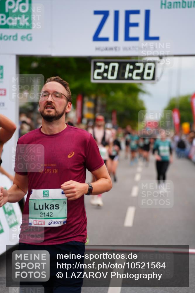20.09.2026 - PSD Bank Halbmarathon LAZAROV Photography http://msf.ph/oto/10521564 20.09.2026 12:01:28 Ziel 1027, 1641, 1928, 1999, 2142, 2174, 2494, 2661, 2748, 3271, 3492, 4334 meine-sportfotos.de
