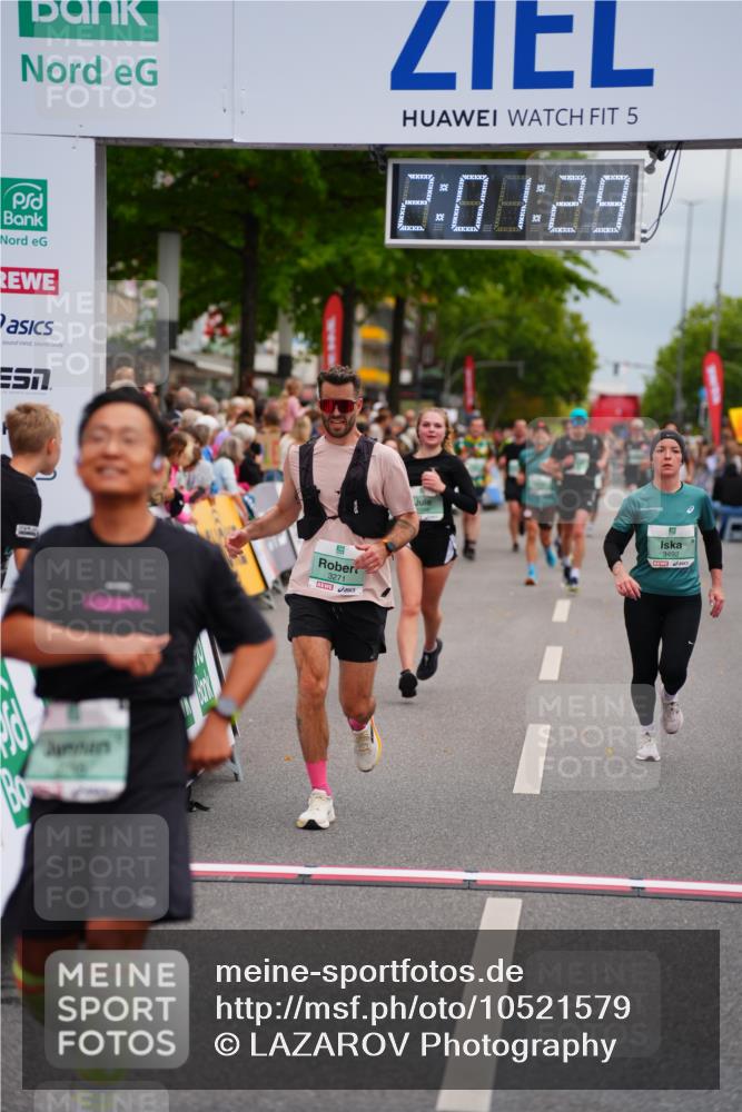 20.09.2026 - PSD Bank Halbmarathon LAZAROV Photography http://msf.ph/oto/10521579 20.09.2026 12:01:29 Ziel 1027, 1641, 1928, 1999, 2142, 2174, 2383, 2494, 2661, 2748, 3271, 3492, 4334 meine-sportfotos.de