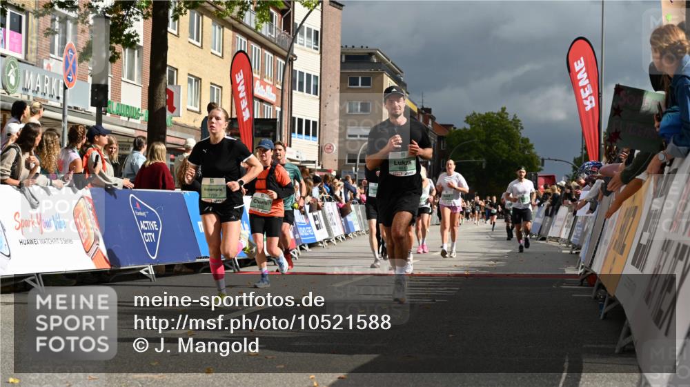 20.09.2026 - PSD Bank Halbmarathon J. Mangold http://msf.ph/oto/10521588 20.09.2026 11:57:46 Ziel 1210, 1530, 1709, 1711, 2531, 2846, 2935, 3107, 3280, 3762, 3941, 4327, 4589, 4610 meine-sportfotos.de