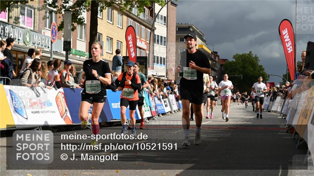 20.09.2026 - PSD Bank Halbmarathon J. Mangold http://msf.ph/oto/10521591 20.09.2026 11:57:47 Ziel 1210, 1530, 1709, 2531, 2846, 2935, 3107, 3280, 3762, 3941, 4327, 4589, 4610 meine-sportfotos.de