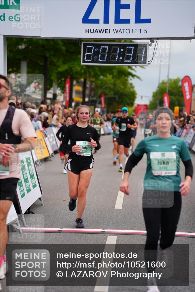20.09.2026 - PSD Bank Halbmarathon LAZAROV Photography http://msf.ph/oto/10521600 20.09.2026 12:01:31 Ziel 1328, 1382, 1928, 1933, 1999, 2142, 2174, 2189, 2383, 2494, 2661, 2748, 3271, 3446, 3492, 4334 meine-sportfotos.de