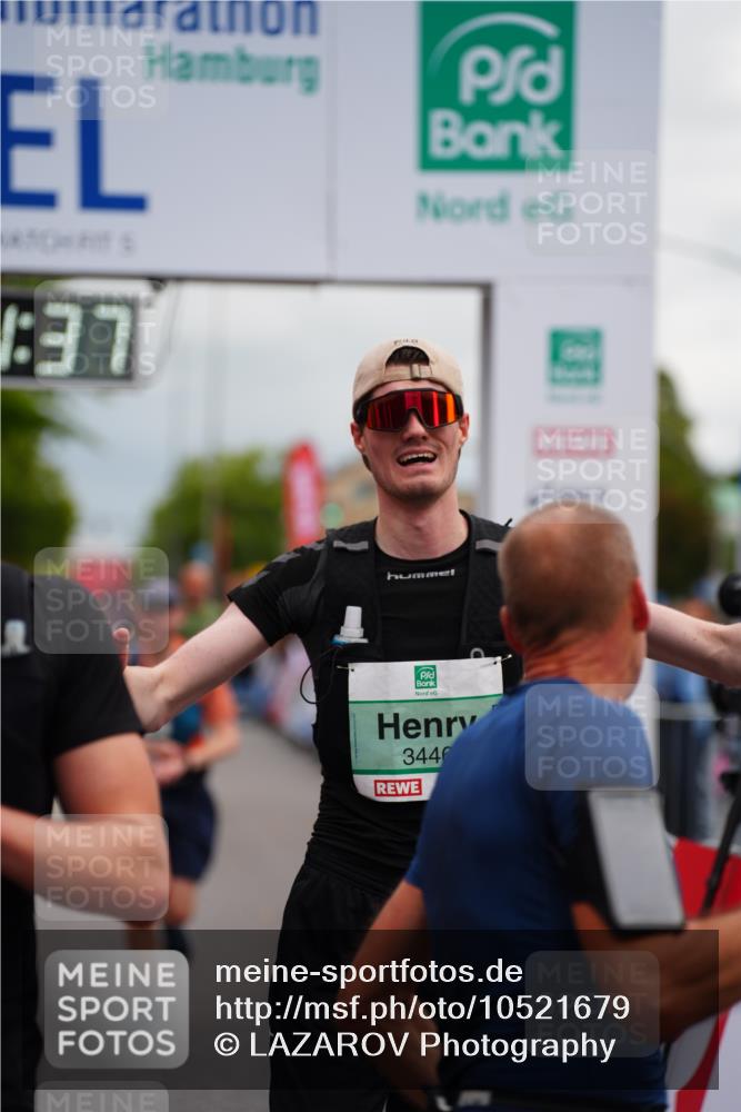 20.09.2026 - PSD Bank Halbmarathon LAZAROV Photography http://msf.ph/oto/10521679 20.09.2026 12:01:37 Ziel 1142, 1227, 1328, 1382, 1393, 1933, 1999, 2189, 2383, 2397, 3148, 3271, 3399, 3446, 3492, 4707 meine-sportfotos.de