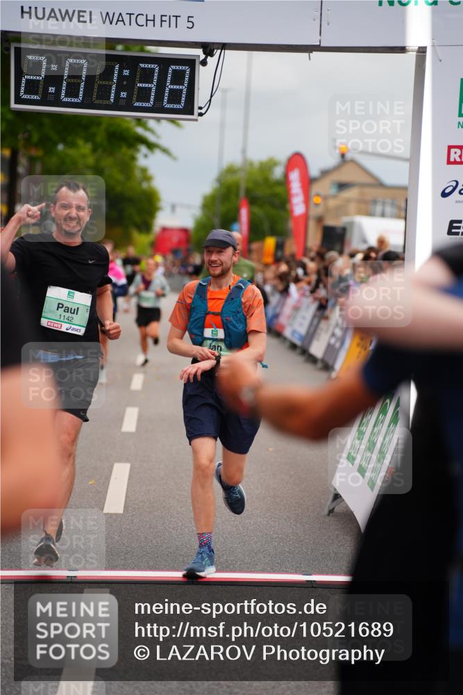20.09.2026 - PSD Bank Halbmarathon LAZAROV Photography http://msf.ph/oto/10521689 20.09.2026 12:01:38 Ziel 1142, 1227, 1328, 1382, 1393, 1933, 1999, 2189, 2383, 2397, 3148, 3399, 3446, 3492, 4707 meine-sportfotos.de