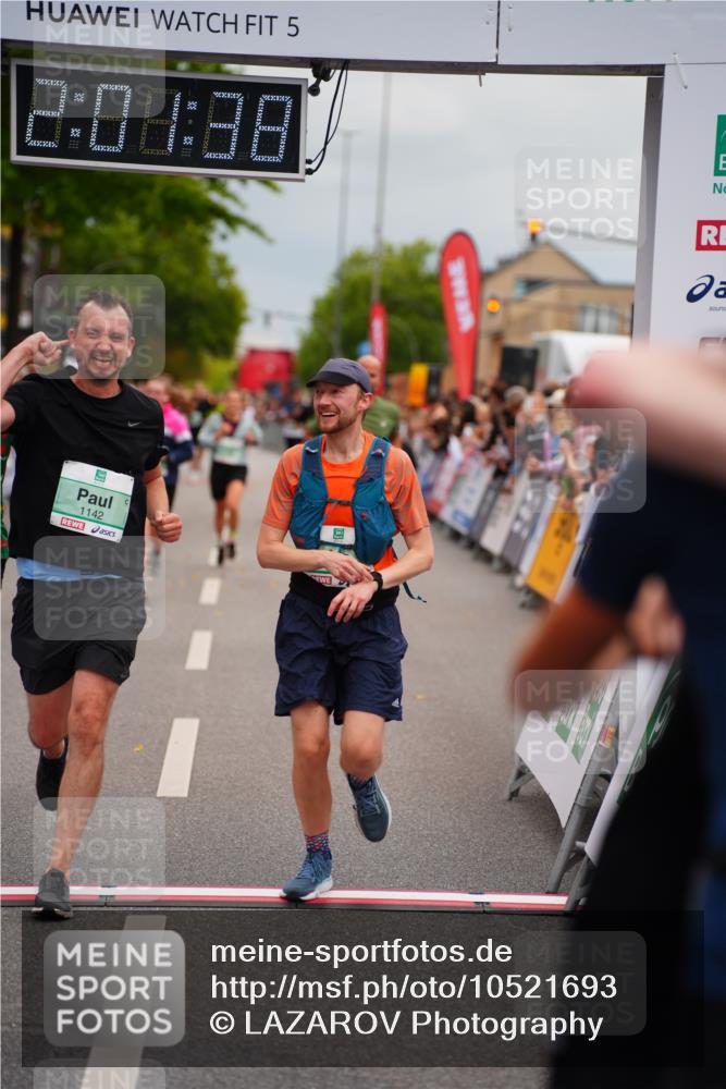 20.09.2026 - PSD Bank Halbmarathon LAZAROV Photography http://msf.ph/oto/10521693 20.09.2026 12:01:38 Ziel 1142, 1227, 1328, 1382, 1393, 1933, 1999, 2189, 2383, 2397, 3148, 3399, 3446, 3492, 4707 meine-sportfotos.de