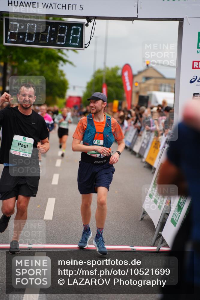 20.09.2026 - PSD Bank Halbmarathon LAZAROV Photography http://msf.ph/oto/10521699 20.09.2026 12:01:38 Ziel 1142, 1227, 1328, 1382, 1393, 1933, 1999, 2189, 2383, 2397, 3148, 3399, 3446, 3492, 4707 meine-sportfotos.de