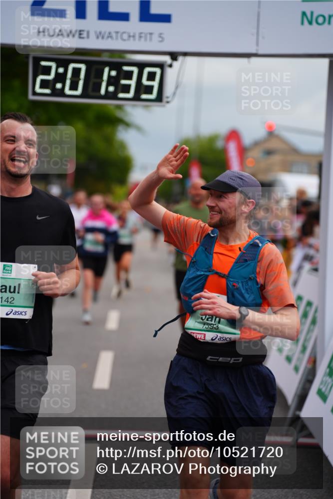 20.09.2026 - PSD Bank Halbmarathon LAZAROV Photography http://msf.ph/oto/10521720 20.09.2026 12:01:39 Ziel 1142, 1227, 1328, 1382, 1393, 1933, 1999, 2169, 2189, 2383, 2397, 3148, 3161, 3399, 3446, 4707 meine-sportfotos.de