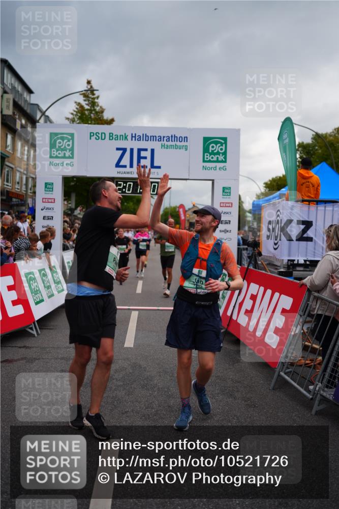 20.09.2026 - PSD Bank Halbmarathon LAZAROV Photography http://msf.ph/oto/10521726 20.09.2026 12:01:40 Ziel 1142, 1227, 1328, 1382, 1393, 1933, 2169, 2189, 2383, 2397, 3148, 3161, 3399, 3446, 3862, 4707 meine-sportfotos.de