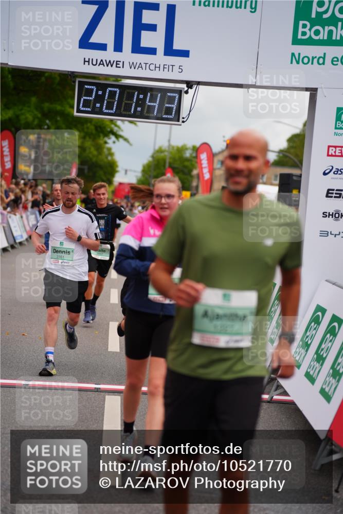 20.09.2026 - PSD Bank Halbmarathon LAZAROV Photography http://msf.ph/oto/10521770 20.09.2026 12:01:43 Ziel 1142, 1227, 1257, 1328, 1382, 1393, 1689, 2169, 2397, 3148, 3161, 3218, 3399, 3446, 3862, 4707 meine-sportfotos.de