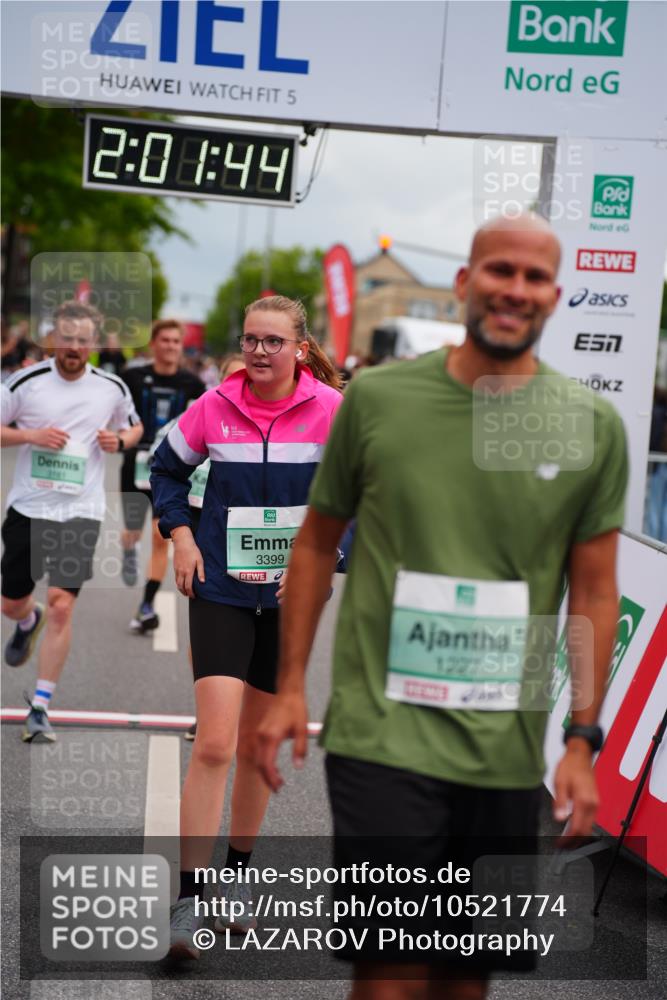 20.09.2026 - PSD Bank Halbmarathon LAZAROV Photography http://msf.ph/oto/10521774 20.09.2026 12:01:43 Ziel 1142, 1227, 1257, 1328, 1382, 1393, 1689, 2169, 2397, 3148, 3161, 3218, 3399, 3446, 3862, 4707 meine-sportfotos.de