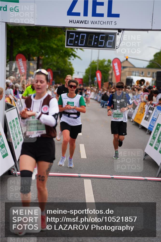 20.09.2026 - PSD Bank Halbmarathon LAZAROV Photography http://msf.ph/oto/10521857 20.09.2026 12:01:51 Ziel 1153, 1257, 1607, 1689, 2169, 2806, 3161, 3218, 3302, 3862, 4089, 4549 meine-sportfotos.de