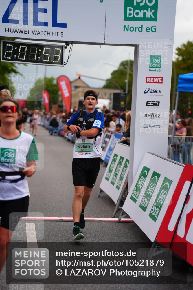 20.09.2026 - PSD Bank Halbmarathon LAZAROV Photography http://msf.ph/oto/10521879 20.09.2026 12:01:52 Ziel 1153, 1257, 1607, 1689, 2806, 3218, 3302, 3862, 4089, 4549 meine-sportfotos.de