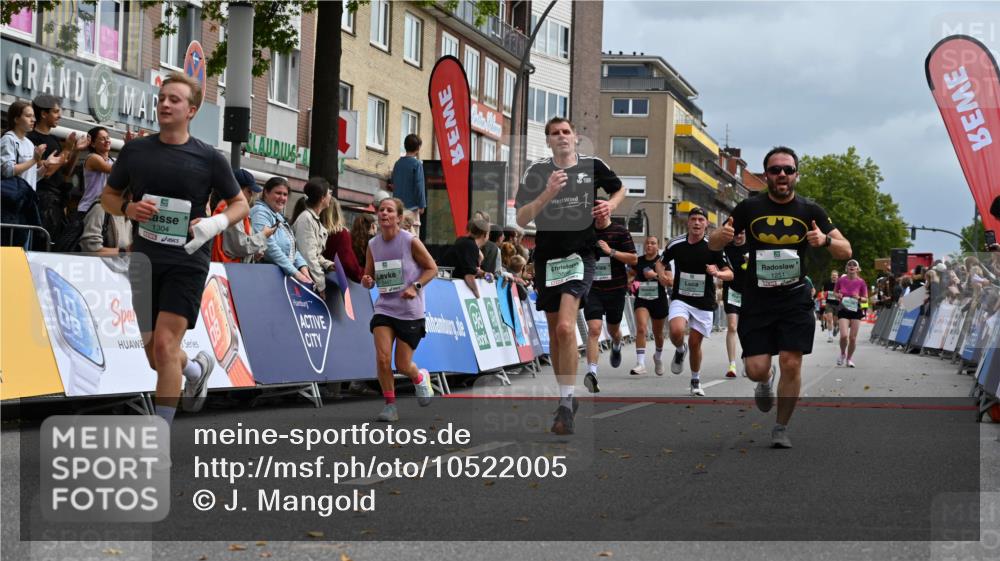 20.09.2026 - PSD Bank Halbmarathon J. Mangold http://msf.ph/oto/10522005 20.09.2026 11:58:38 Ziel 1035, 1251, 1304, 1741, 1795, 1936, 2290, 3447, 3598, 4013, 4355, 4570, 4572 meine-sportfotos.de