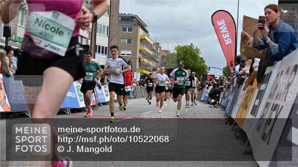 20.09.2026 - PSD Bank Halbmarathon J. Mangold http://msf.ph/oto/10522068 20.09.2026 11:58:46 Ziel 1035, 1778, 1936, 2050, 2185, 3447, 3718, 3810, 3940, 4029, 4355, 4570, 4572, 4694, 4738 meine-sportfotos.de