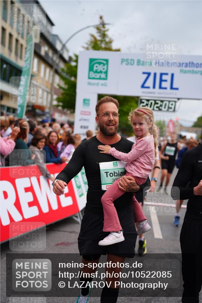 20.09.2026 - PSD Bank Halbmarathon LAZAROV Photography http://msf.ph/oto/10522085 20.09.2026 12:02:08 Ziel 1585, 2486, 2489, 2865, 2881, 2947, 3007, 3135, 3179, 3793, 4167, 4574, 4719 meine-sportfotos.de