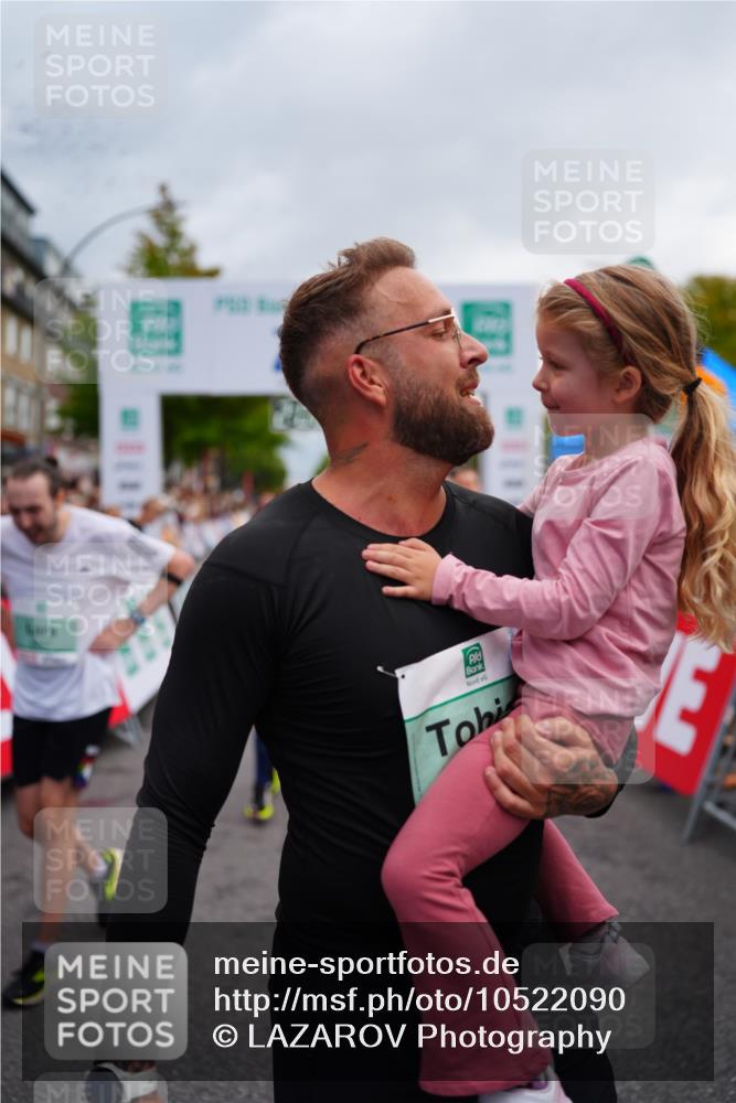 20.09.2026 - PSD Bank Halbmarathon LAZAROV Photography http://msf.ph/oto/10522090 20.09.2026 12:02:10 Ziel 1585, 2486, 2489, 2865, 2881, 2947, 3007, 3135, 3179, 3458, 3557, 3704, 3705, 3793, 4167, 4574, 4719 meine-sportfotos.de