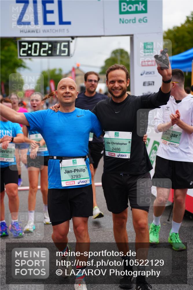 20.09.2026 - PSD Bank Halbmarathon LAZAROV Photography http://msf.ph/oto/10522129 20.09.2026 12:02:15 Ziel 1585, 1926, 2486, 2489, 3179, 3458, 3536, 3557, 3704, 3705, 3793, 4574, 4719 meine-sportfotos.de