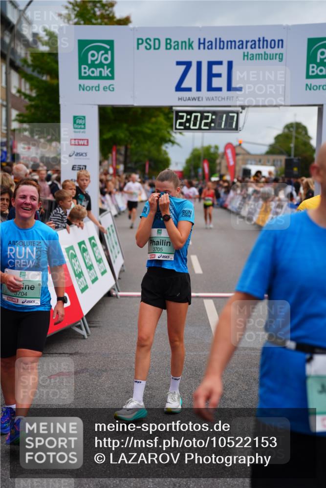 20.09.2026 - PSD Bank Halbmarathon LAZAROV Photography http://msf.ph/oto/10522153 20.09.2026 12:02:17 Ziel 1486, 1585, 1926, 2077, 2486, 2489, 3179, 3458, 3536, 3557, 3704, 3705, 3793, 4068, 4719 meine-sportfotos.de