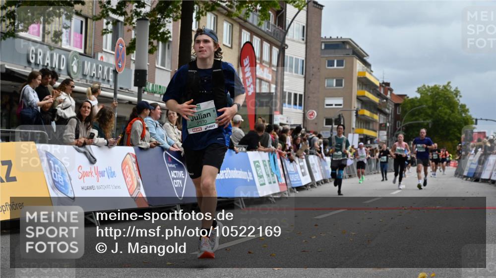 20.09.2026 - PSD Bank Halbmarathon J. Mangold http://msf.ph/oto/10522169 20.09.2026 11:59:10 Ziel 1091, 1095, 1749, 2370, 3668, 4428 meine-sportfotos.de