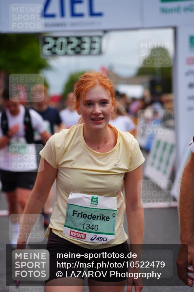 20.09.2026 - PSD Bank Halbmarathon LAZAROV Photography http://msf.ph/oto/10522479 20.09.2026 12:02:32 Ziel 1126, 1340, 1403, 1497, 1507, 1586, 2088, 2395, 2817, 2818, 2968, 4114, 4115, 4485, 4580, 4794 meine-sportfotos.de