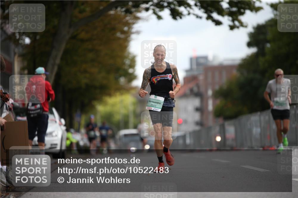 20.09.2026 - PSD Bank Halbmarathon Jannik Wohlers http://msf.ph/oto/10522483 20.09.2026 11:32:54 Laufen 2529 meine-sportfotos.de