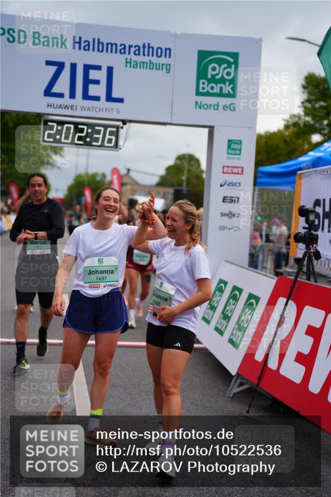 20.09.2026 - PSD Bank Halbmarathon LAZAROV Photography http://msf.ph/oto/10522536 20.09.2026 12:02:35 Ziel 1126, 1340, 1403, 1497, 1507, 1586, 2084, 2088, 2817, 2818, 2968, 3240, 4114, 4115, 4485, 4580 meine-sportfotos.de