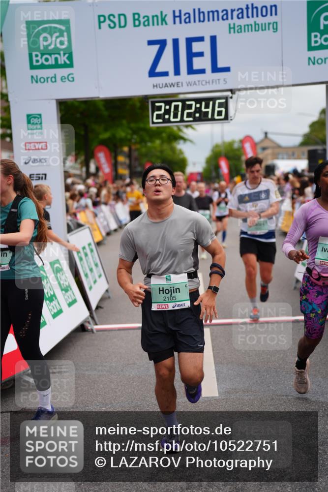 20.09.2026 - PSD Bank Halbmarathon LAZAROV Photography http://msf.ph/oto/10522751 20.09.2026 12:02:45 Ziel 1247, 1718, 1895, 2084, 2089, 2105, 3109, 3240, 3310, 3332, 3354, 3609, 4547, 4565, 4568 meine-sportfotos.de