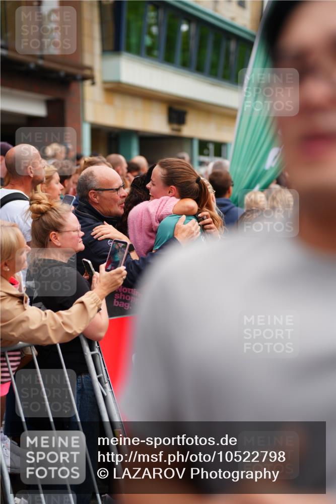 20.09.2026 - PSD Bank Halbmarathon LAZAROV Photography http://msf.ph/oto/10522798 20.09.2026 12:02:47 Ziel 1247, 1665, 1718, 1895, 2089, 2105, 2788, 3109, 3310, 3332, 3354, 3609, 4547, 4565, 4568 meine-sportfotos.de