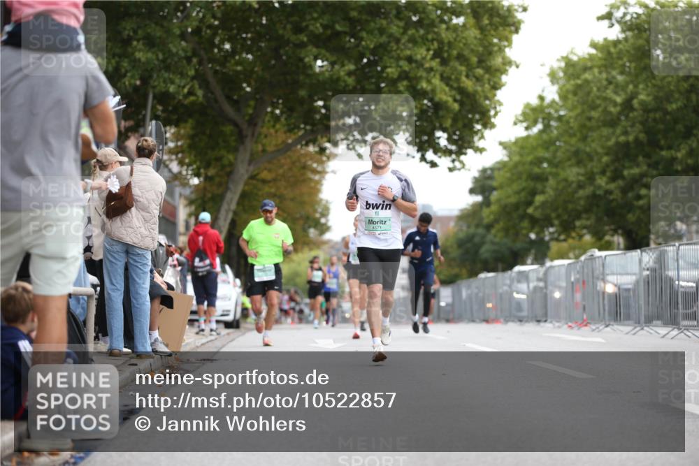 20.09.2026 - PSD Bank Halbmarathon Jannik Wohlers http://msf.ph/oto/10522857 20.09.2026 11:36:35 Laufen 4571 meine-sportfotos.de