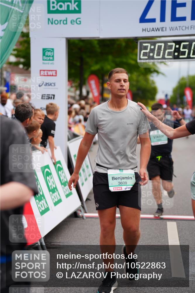 20.09.2026 - PSD Bank Halbmarathon LAZAROV Photography http://msf.ph/oto/10522863 20.09.2026 12:02:50 Ziel 1247, 1280, 1665, 1718, 1790, 1895, 2089, 2105, 2788, 3310, 3332, 3609, 4547, 4568 meine-sportfotos.de