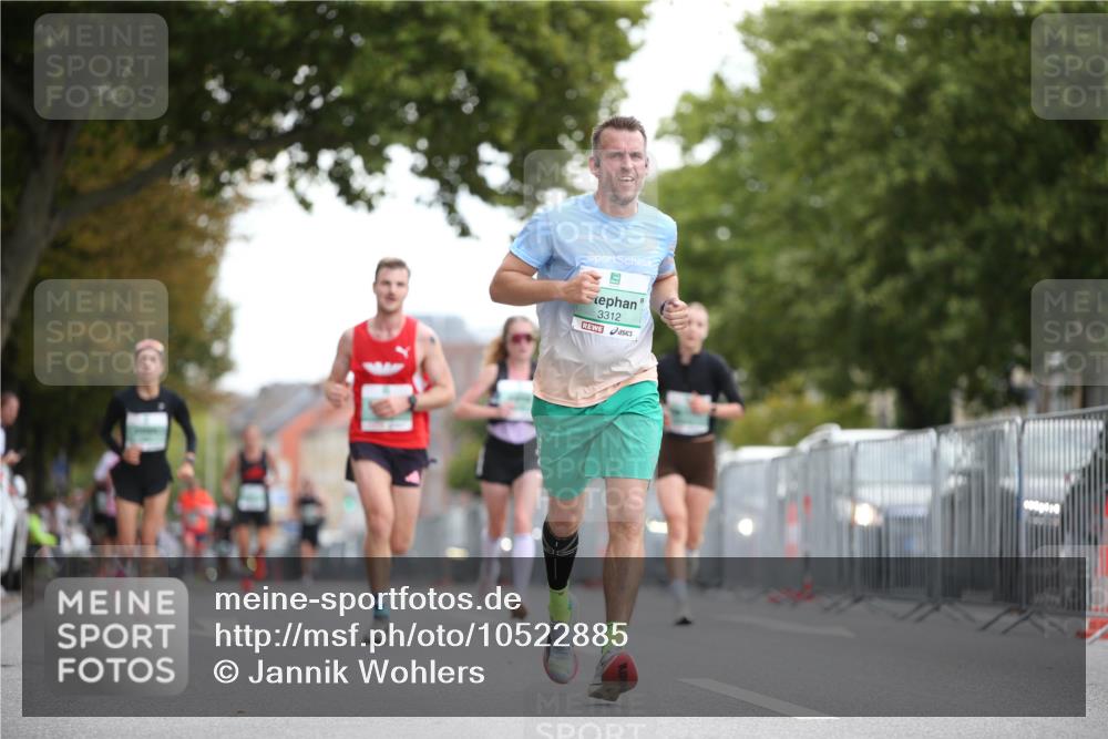 20.09.2026 - PSD Bank Halbmarathon Jannik Wohlers http://msf.ph/oto/10522885 20.09.2026 11:36:50 Laufen 3312 meine-sportfotos.de