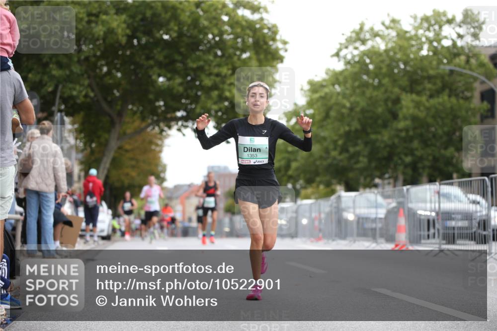 20.09.2026 - PSD Bank Halbmarathon Jannik Wohlers http://msf.ph/oto/10522901 20.09.2026 11:36:55 Laufen 1353 meine-sportfotos.de
