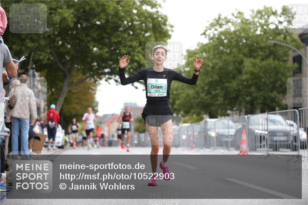 20.09.2026 - PSD Bank Halbmarathon Jannik Wohlers http://msf.ph/oto/10522903 20.09.2026 11:36:55 Laufen 1353 meine-sportfotos.de