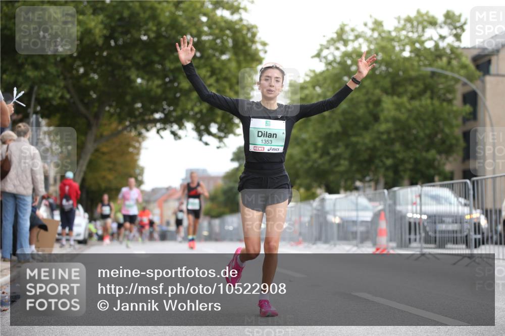 20.09.2026 - PSD Bank Halbmarathon Jannik Wohlers http://msf.ph/oto/10522908 20.09.2026 11:36:55 Laufen 1353 meine-sportfotos.de