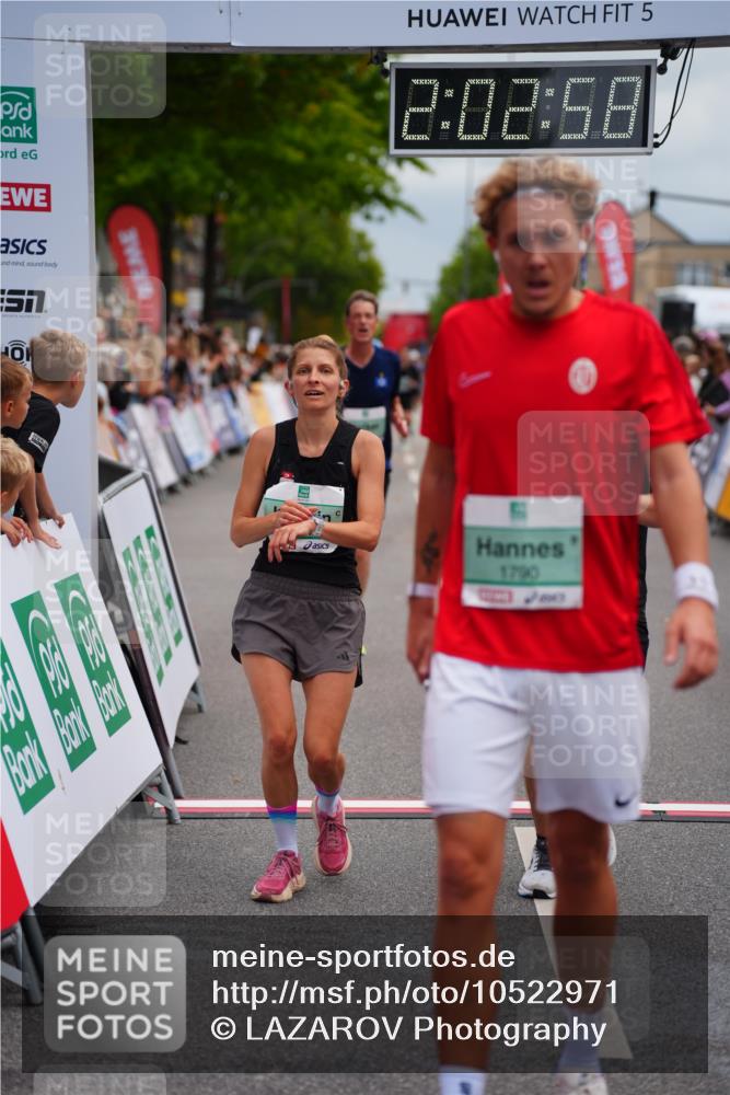 20.09.2026 - PSD Bank Halbmarathon LAZAROV Photography http://msf.ph/oto/10522971 20.09.2026 12:02:57 Ziel 1280, 1665, 1716, 1790, 2019, 2061, 2089, 2222, 2514, 2788, 2999, 4354 meine-sportfotos.de