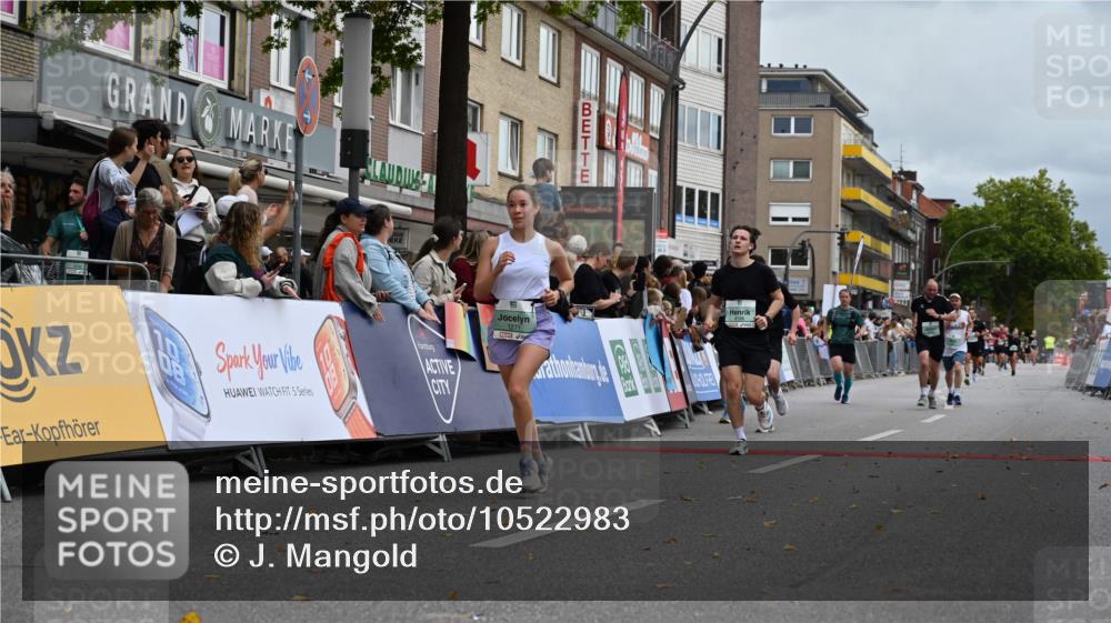 20.09.2026 - PSD Bank Halbmarathon J. Mangold http://msf.ph/oto/10522983 20.09.2026 12:00:52 Ziel 1271, 1366, 1451, 1682, 2567, 3027, 3123, 3283, 3368, 3554, 3751, 4043, 4199 meine-sportfotos.de