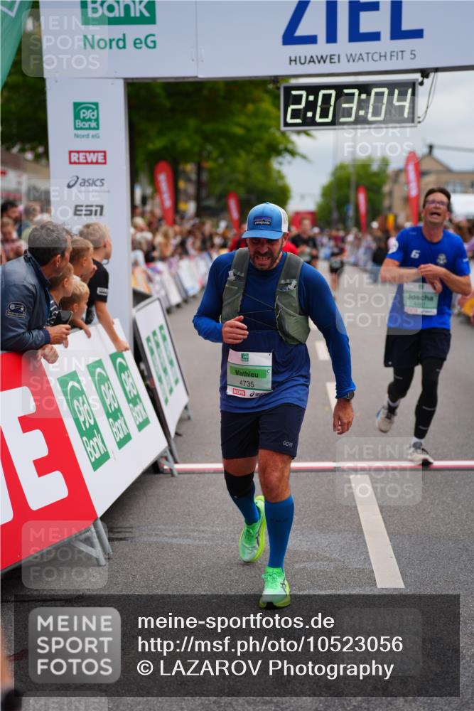 20.09.2026 - PSD Bank Halbmarathon LAZAROV Photography http://msf.ph/oto/10523056 20.09.2026 12:03:03 Ziel 1716, 2019, 2061, 2222, 2508, 2514, 2832, 2999, 4354, 4487, 4735 meine-sportfotos.de