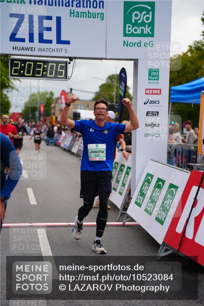 20.09.2026 - PSD Bank Halbmarathon LAZAROV Photography http://msf.ph/oto/10523084 20.09.2026 12:03:04 Ziel 1716, 2019, 2061, 2222, 2508, 2514, 2699, 2716, 2832, 2999, 4354, 4487, 4735 meine-sportfotos.de