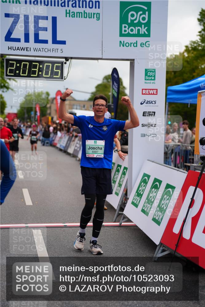 20.09.2026 - PSD Bank Halbmarathon LAZAROV Photography http://msf.ph/oto/10523093 20.09.2026 12:03:04 Ziel 1716, 2019, 2061, 2222, 2508, 2514, 2699, 2716, 2832, 2999, 4354, 4487, 4735 meine-sportfotos.de