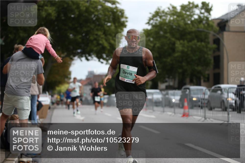 20.09.2026 - PSD Bank Halbmarathon Jannik Wohlers http://msf.ph/oto/10523279 20.09.2026 11:41:11 Laufen 1583 meine-sportfotos.de
