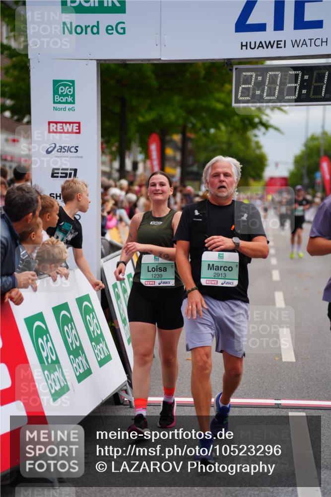 20.09.2026 - PSD Bank Halbmarathon LAZAROV Photography http://msf.ph/oto/10523296 20.09.2026 12:03:16 Ziel 1239, 1727, 1750, 1908, 2699, 2716, 2913, 4210 meine-sportfotos.de