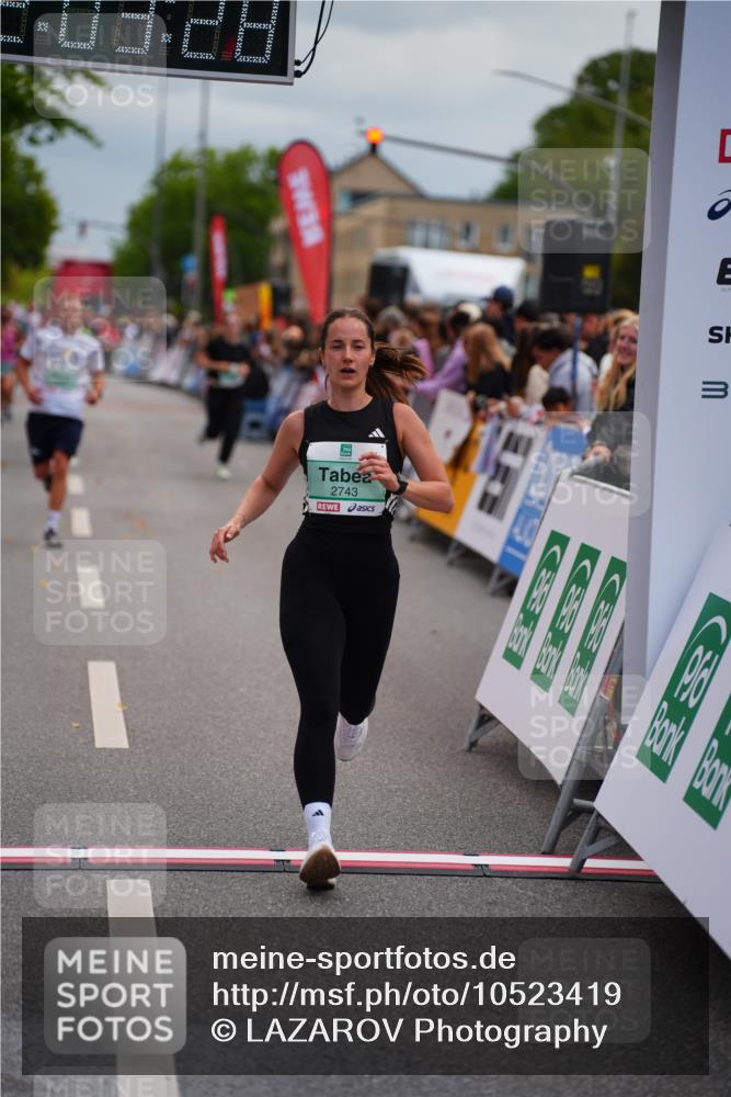 20.09.2026 - PSD Bank Halbmarathon LAZAROV Photography http://msf.ph/oto/10523419 20.09.2026 12:03:28 Ziel 1255, 1412, 1658, 2285, 2557, 2743 meine-sportfotos.de